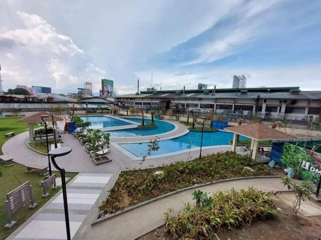 1Br Prisma Residences Dmci Stylish Condo Pasig City Esterno foto
