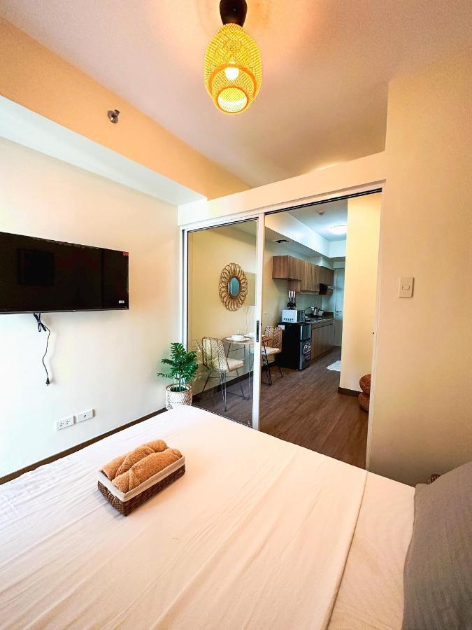 1Br Prisma Residences Dmci Stylish Condo Pasig City Esterno foto