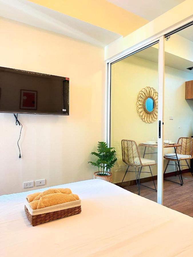 1Br Prisma Residences Dmci Stylish Condo Pasig City Esterno foto