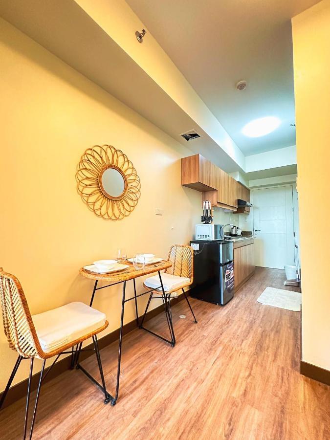 1Br Prisma Residences Dmci Stylish Condo Pasig City Esterno foto